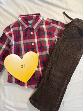 GAP - 2 piece toddler outfit/set.  Size 2